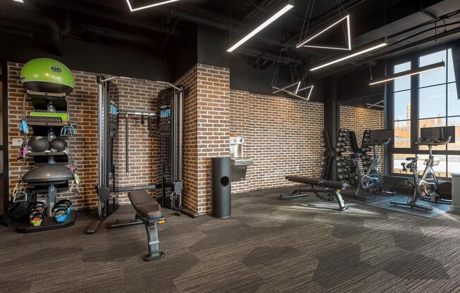 Studio, 1 bath, $3,200, Unit 4H