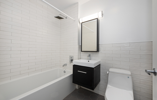 83 BUSHWICK PL