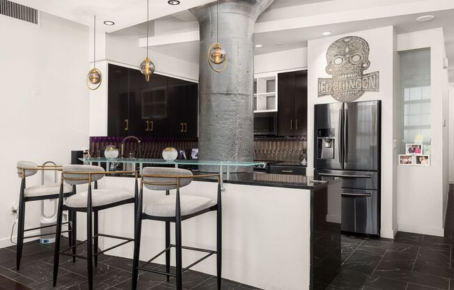 2 beds, 2.5 baths, 1,647 sqft, $4,950, Unit #2546
