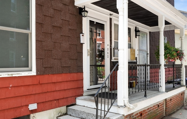 12 PERRY ST