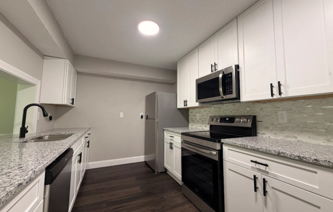 2 Bed and 2 Bath in Norcross! Get 50% OFF your FIRST MONTH RENT!