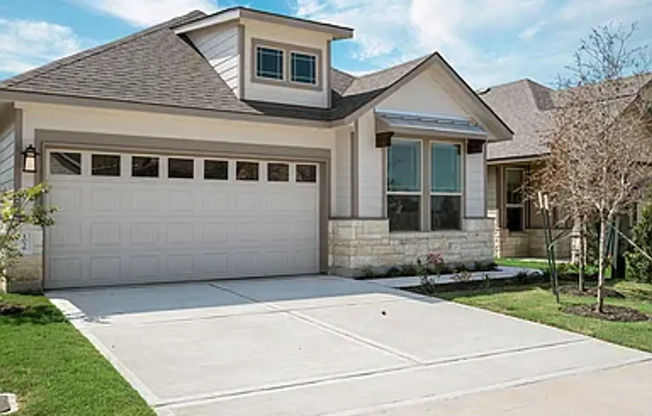 3 Bedrom 2 bath with a 2 car garage