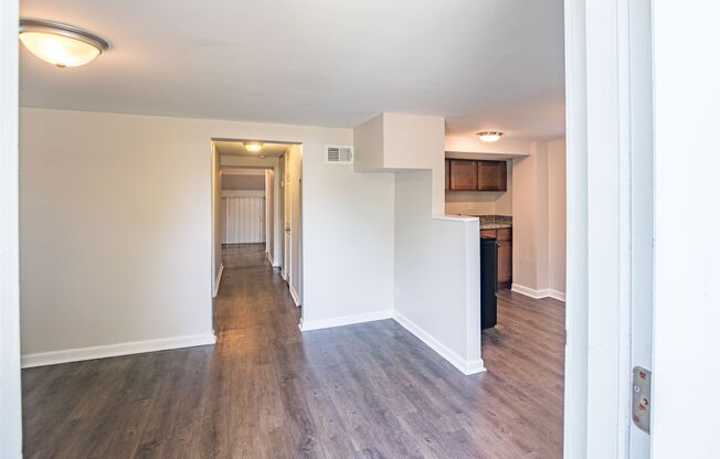 Spacious 3 Bedroom, 2 Bathroom Lower Level Duplex Apartment