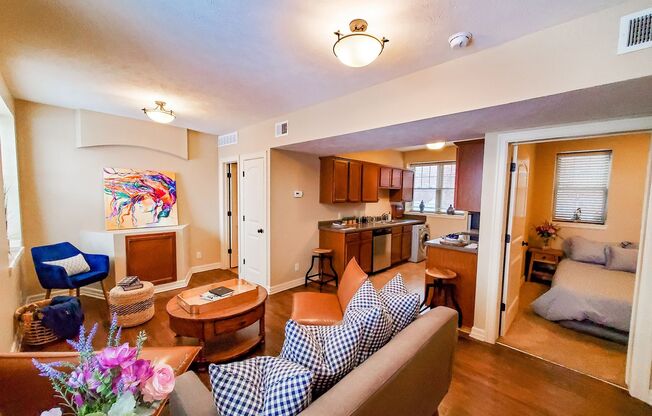 1 bed, 1 bath, 650 sqft, $1,095, Unit 601 - Unit 104 A650