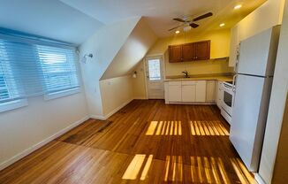 Studio, 1 bath, $1,175, Unit Unit 8