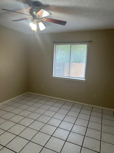 2601 REEVES CIR
