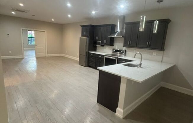 554 Massachusetts Avenue Realty, LLC