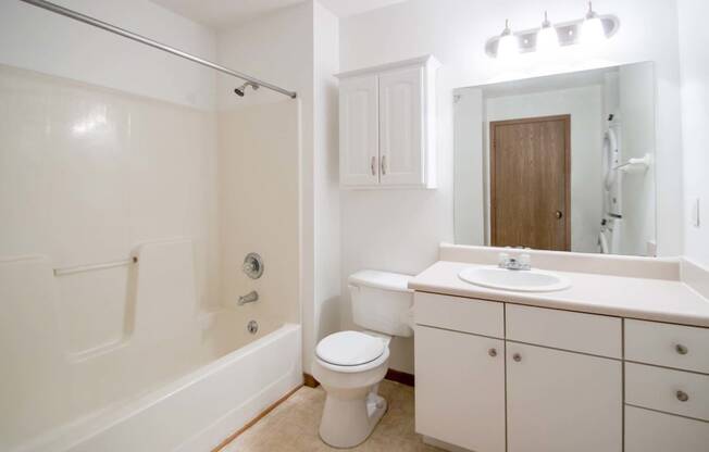 Large bathrooms at Flatwater Apartments in La Vista, NE