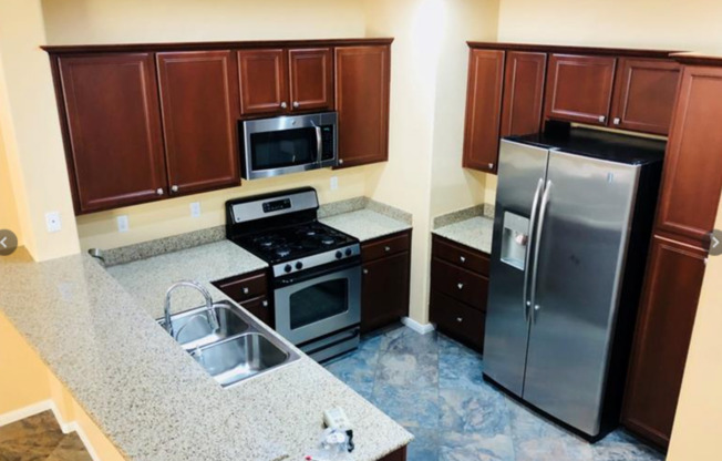 3 beds, 2.5 baths, $1,745, Unit # 14102