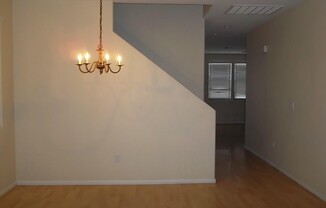 4104 BIRD MAN LN