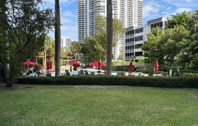 2 beds, 2 baths, $2,700, Unit #1402