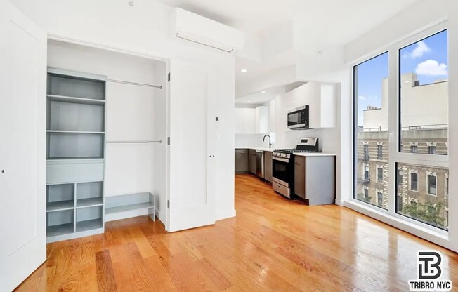 Studio, 1 bath, $2,450, Unit 6B