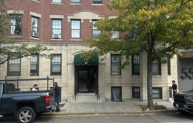 57 Brighton Ave Apt 10