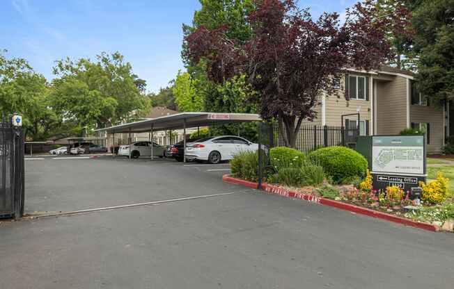 2 beds, 1 bath, 875 sqft, $2,025, Unit 47
