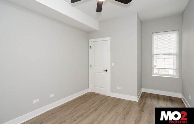 2407 N KEDZIE