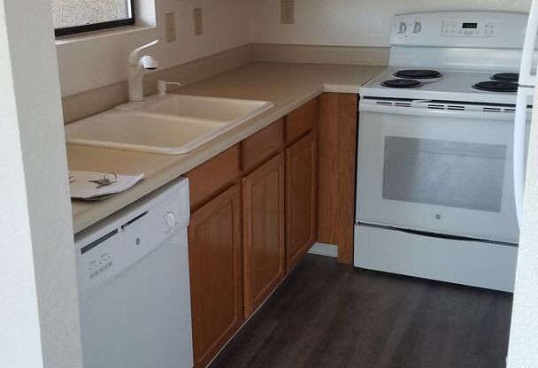 1 bed, 1 bath, 833 sqft, $1,500, Unit 3