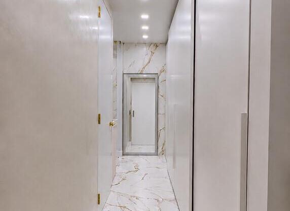 1 bed, 2 baths, 1,208 sqft, $13,500, Unit 22H