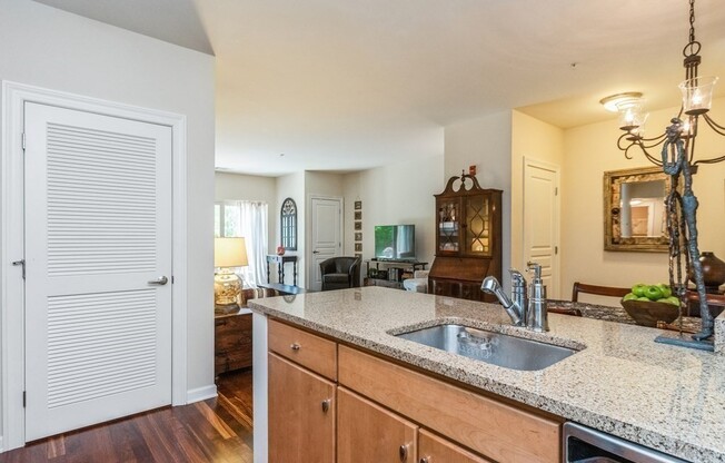 5 REPTON PL