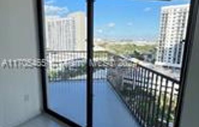 2 beds, 2 baths, 1,050 sqft, $3,200, Unit 5252 NW 85th Ave # 10-09 (A11705465)