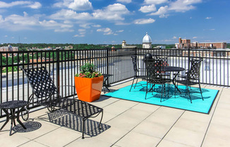 The-Norwood-Rooftop-Furniture
