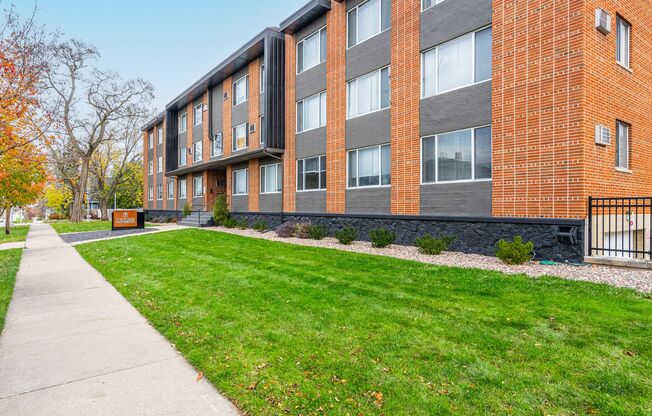 Studio, 1 bath, 450 sqft, $799, Unit 433-211