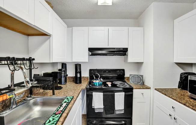 1 bed, 1 bath, 675 sqft, $1,750, Unit 124-3296