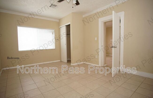 3922 N Piedras