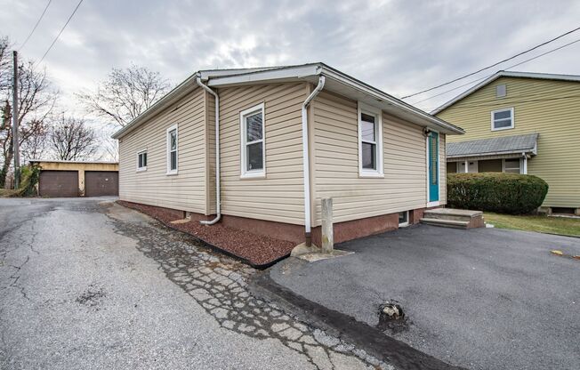 Adorable 3-Bedroom Ranch