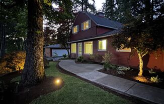 7237 SW Canyon Drive  ~ For Rent: Charming Duplex in Prime Location