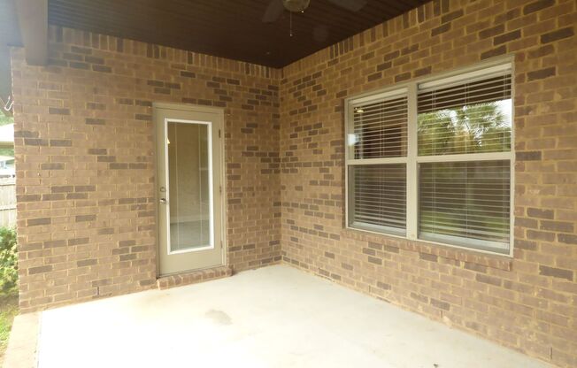 3 beds, 2 baths, $1,800