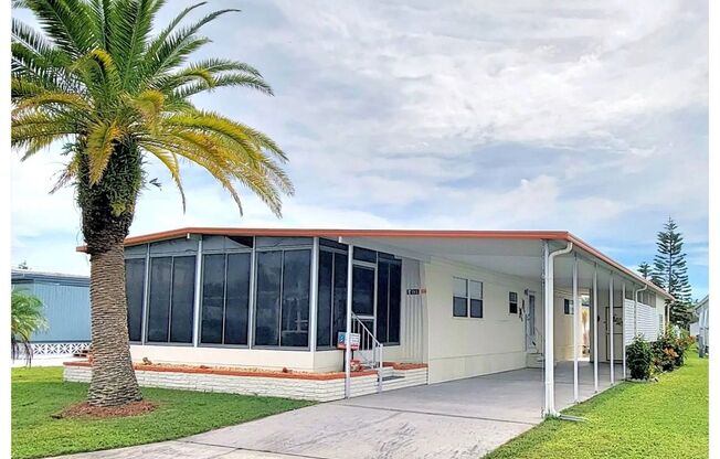 Near the beaches, Beautifully Furnished 2 Br, 2Ba, 55+ Community in Nokomis