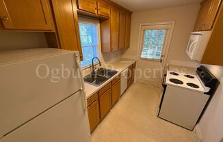 3 beds, 1 bath, $1,495