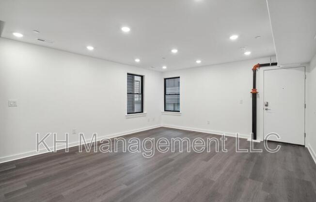 4021 HAVERFORD AVE