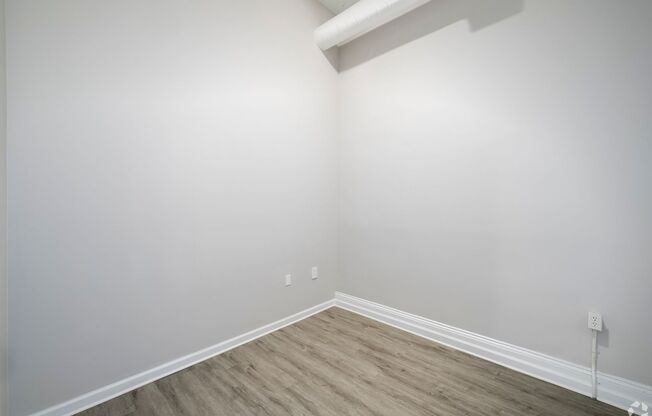 2 beds, 2 baths, 1,075 sqft, $1,325, Unit 124