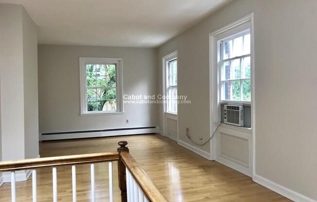 10 CHURCH ST