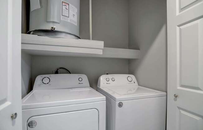 1 bed, 1 bath, 819 sqft, $1,139