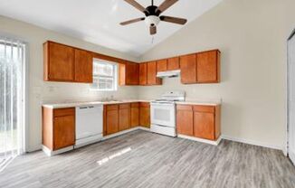 3 beds, 2 baths, $1,400, Unit 1837 Scott Road #B