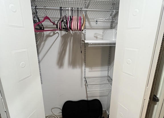 Studio, 1 bath, 356 sqft, $2,300, Unit 5