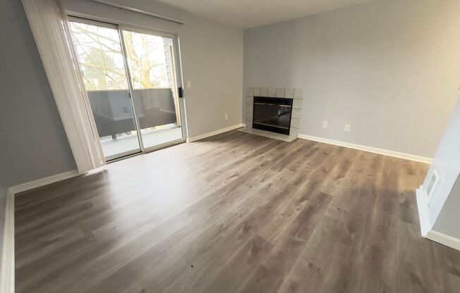 1 bed, 1 bath, 723 sqft, $1,545, Unit B21