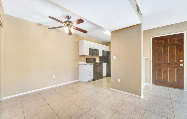 1 bed, 1 bath, $1,100, Unit # 1139