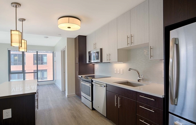 2 beds, 2 baths, 926 sqft, $5,310, Unit 1026