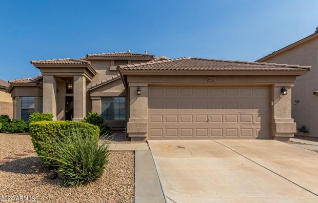 Charming 4 bedroom in Phoenix!!