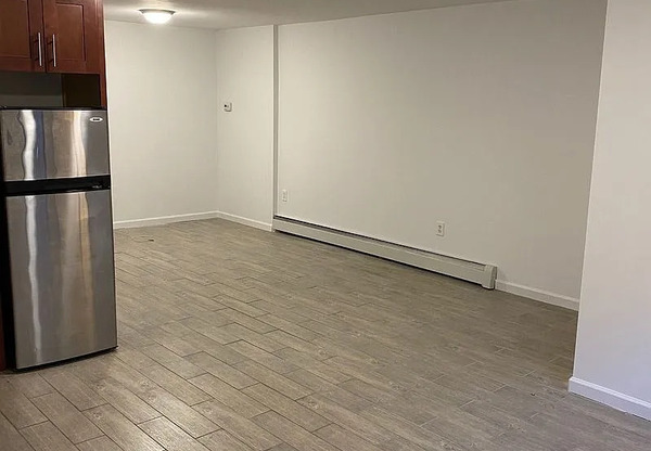17 IRVING PL