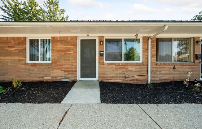 4101 Harvest Ln