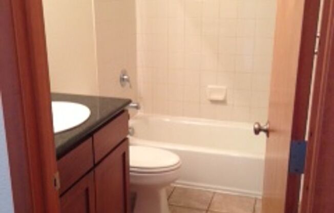 1 Bed 1 Bath Waterfront Condo Available NOW! Water/Sewer/Trash included!