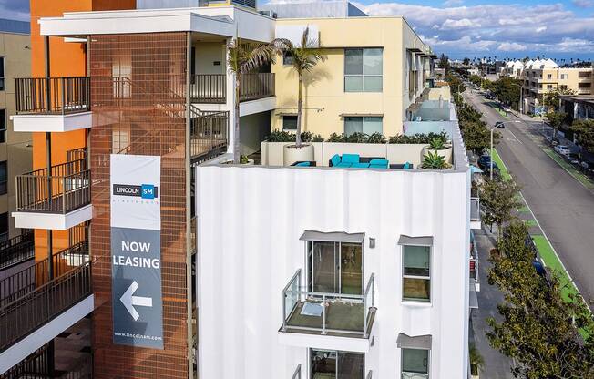 Lincoln SM _ Apartments in Santa Monica, CA-19
