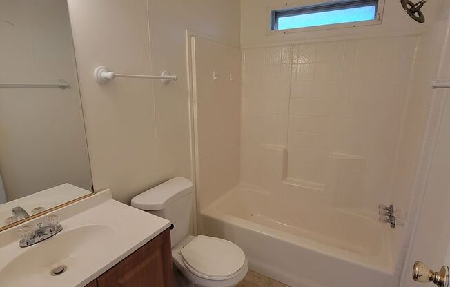 3 beds, 2 baths, $1,475