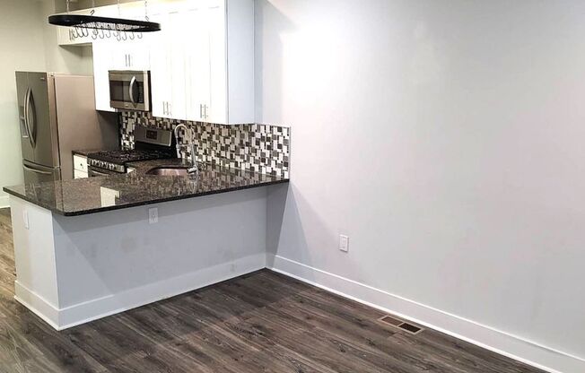 Newly Renovated 3-Bed/2.5-Bath Townhouse in Manayunk! Three Parking Spots Included!