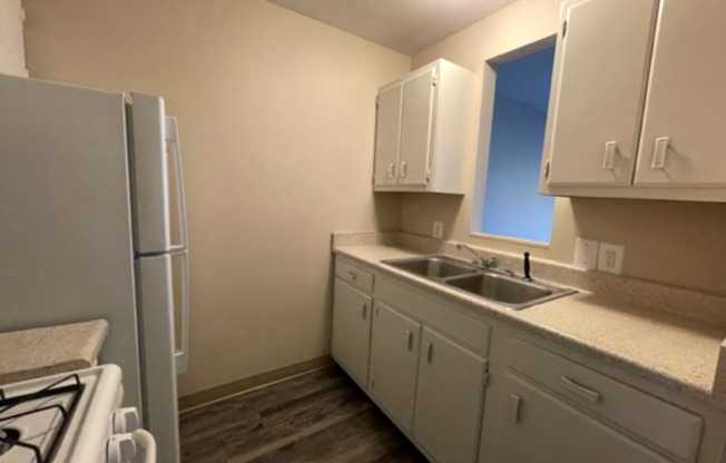 1 bed, 1 bath, 600 sqft, $925, Unit 2839 207