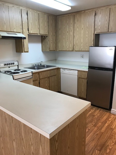 MISSION TOWER APARTMENTS